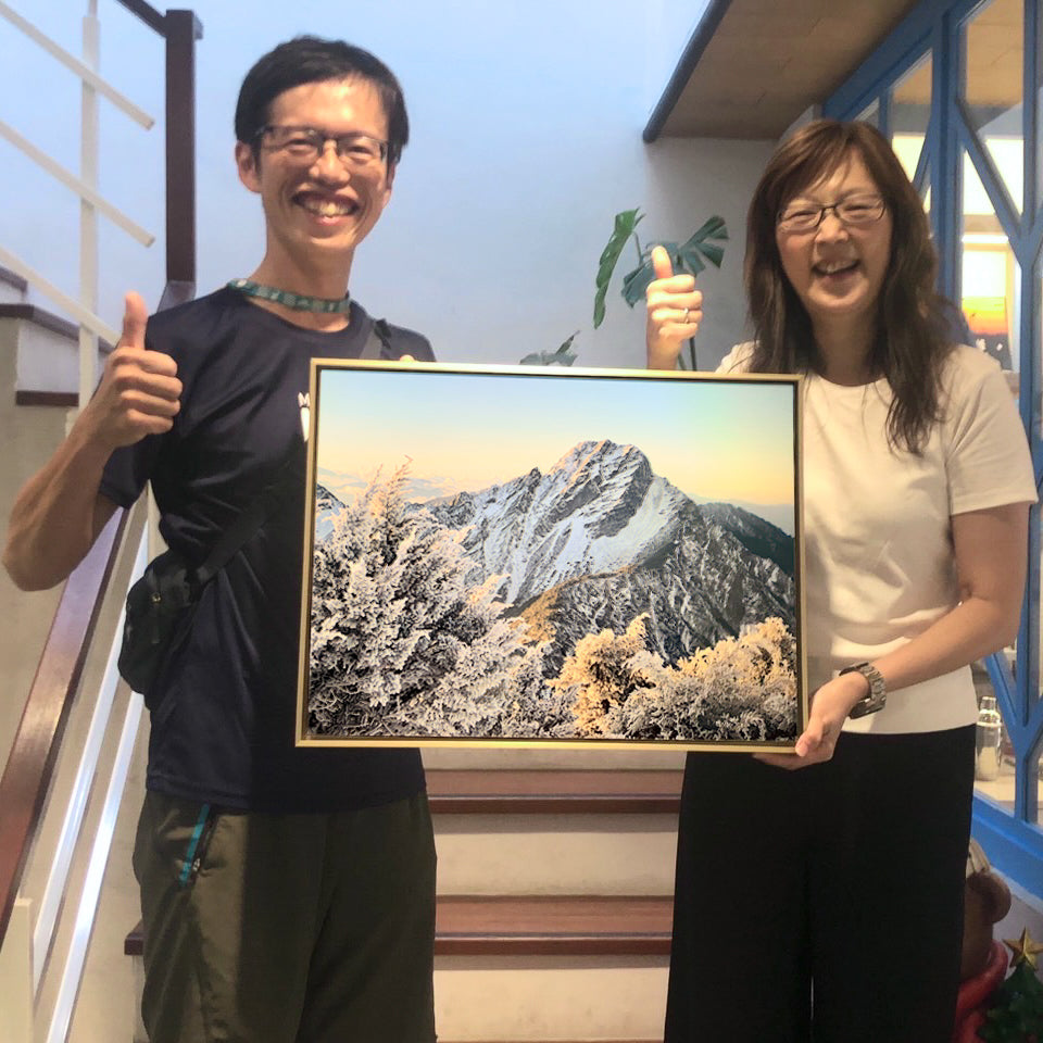 《炫采金屬印像》X 《李正紀 玉山冬雪 》 2022國家地理臺灣攝影大賽.地方組.冠軍