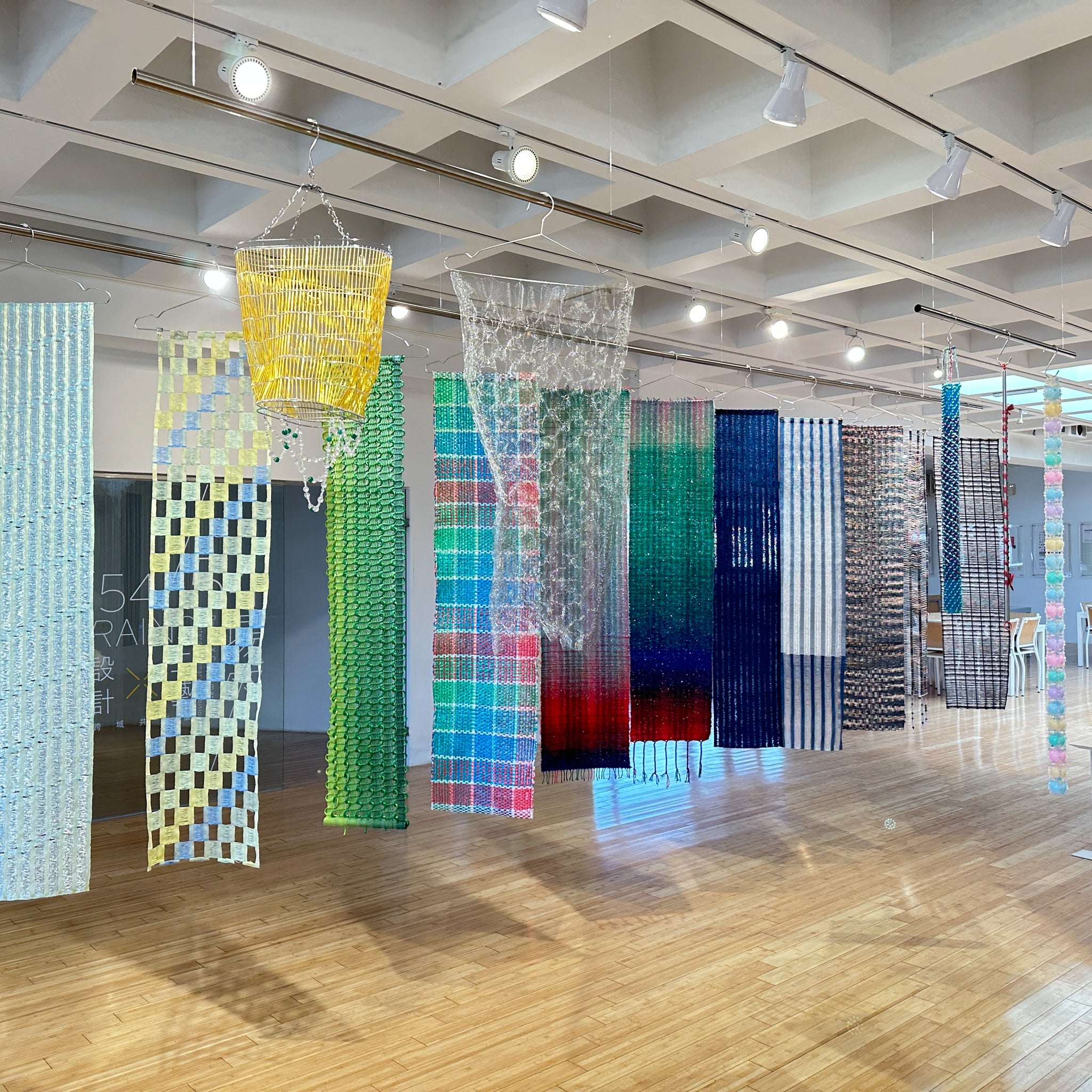 Jessy Lu《NET·KNOT·NODE》X《炫采金屬印像》