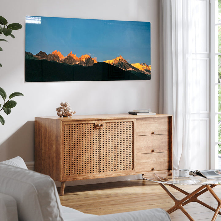 Custom-size outdoor print up to 101.6 x 76.2 cm