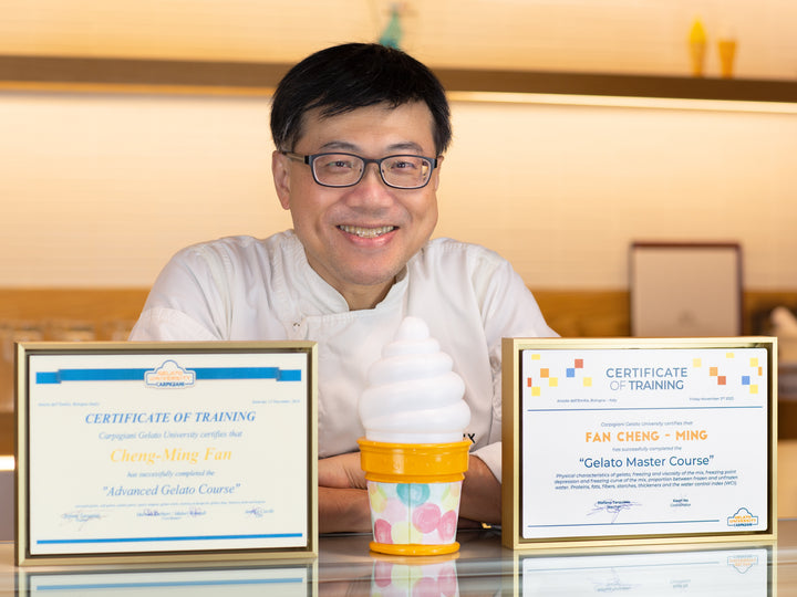 Certificate/art work print up to 45.7 x 30.4 cm (18 x 12") 