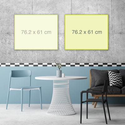 76.2 x 61 cm outdoor panels < 150ppi